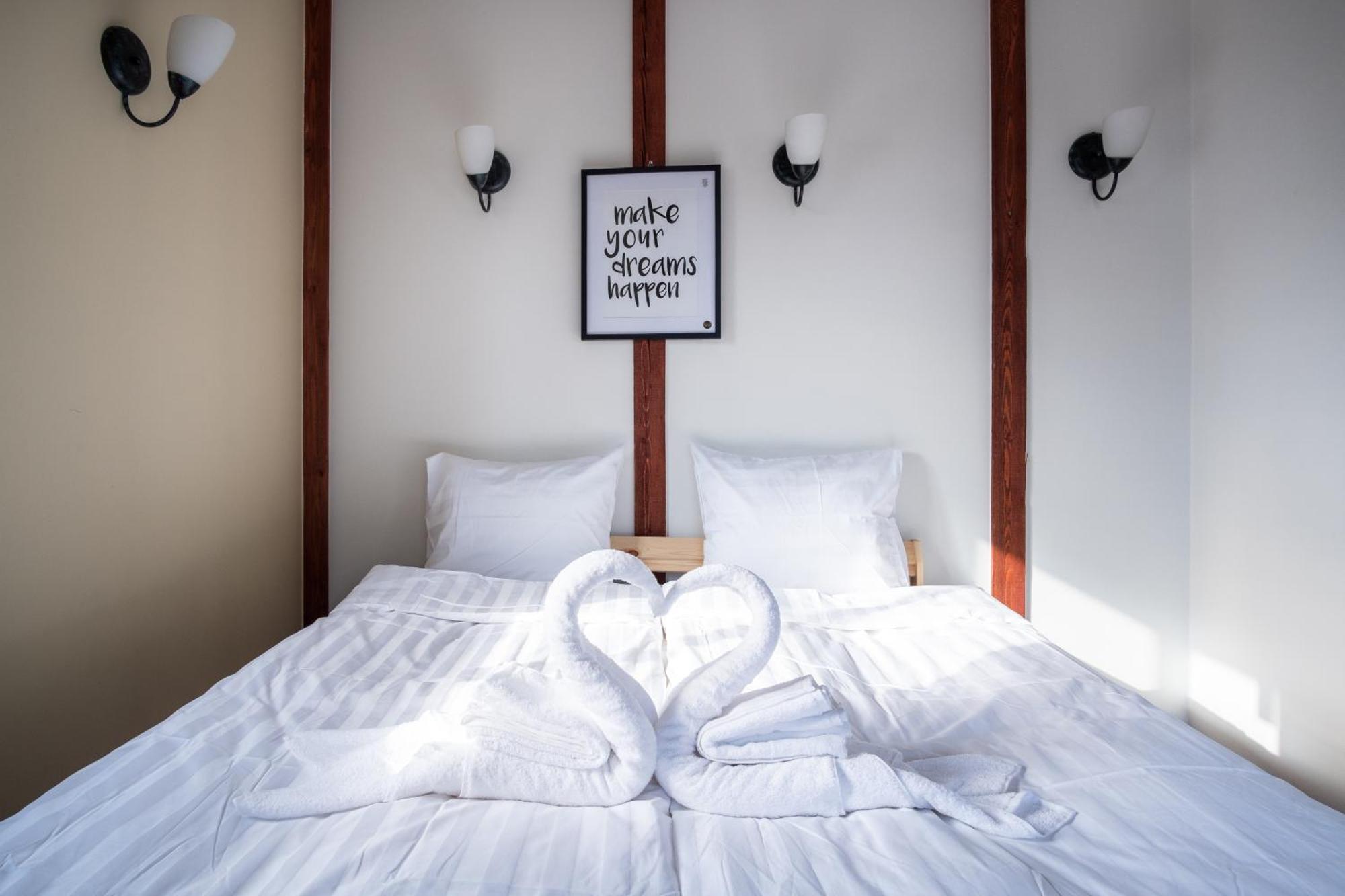 Dream Stay - Five Bedroom Penthouse In Old Town Tallinn Buitenkant foto