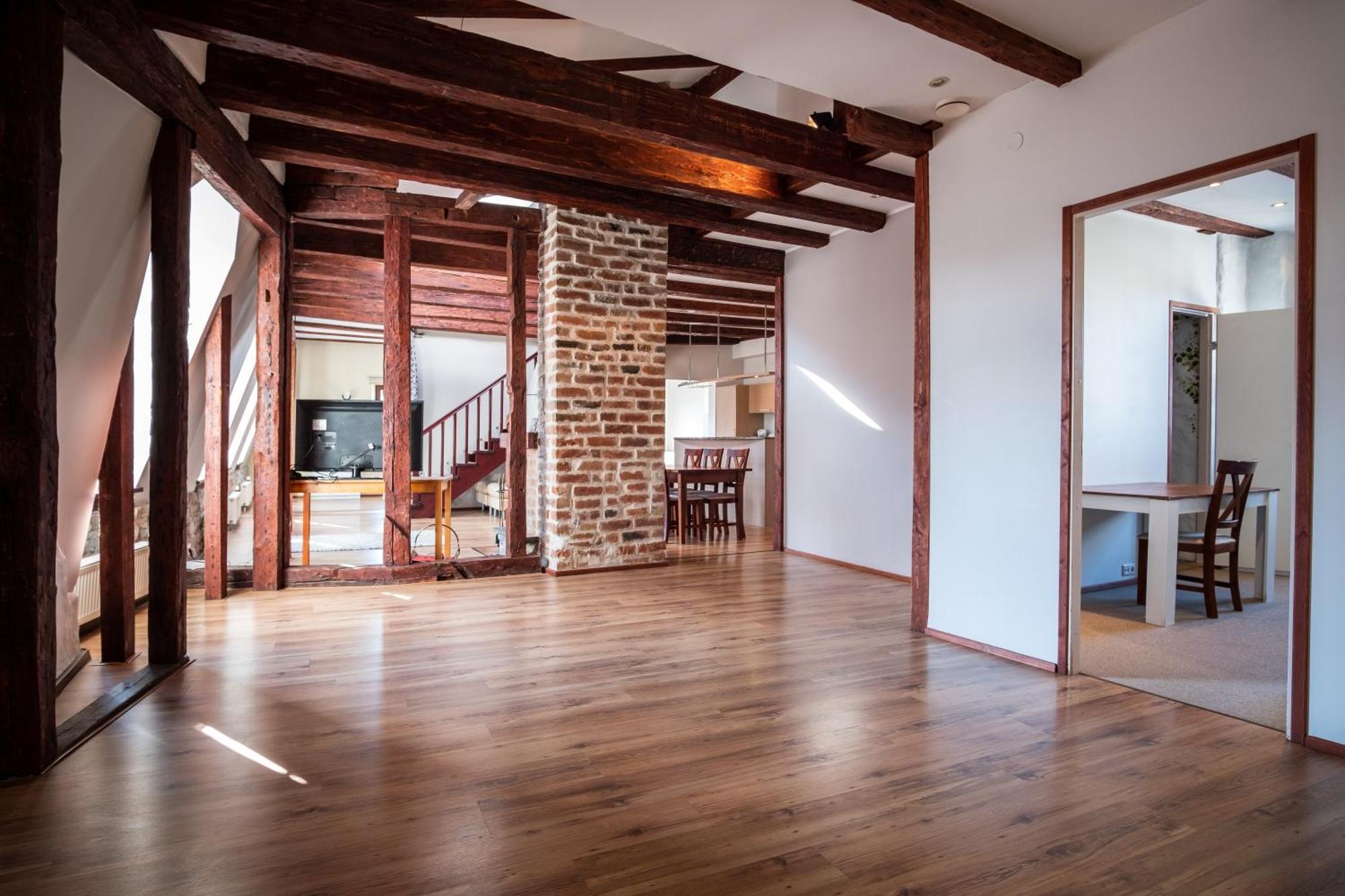 Dream Stay - Five Bedroom Penthouse In Old Town Tallinn Buitenkant foto